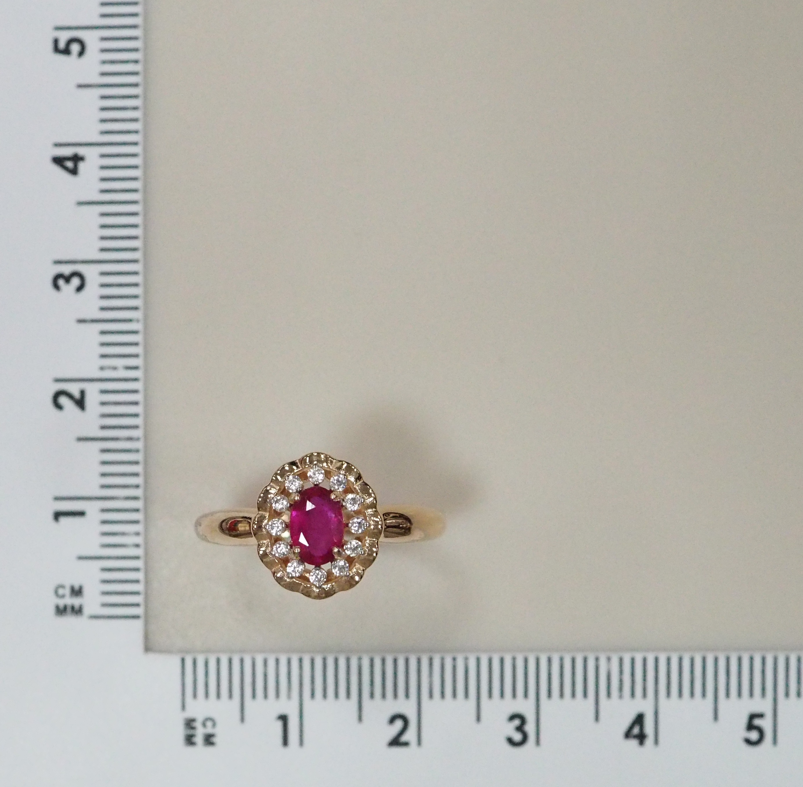 Серебряное кольцо с рубином